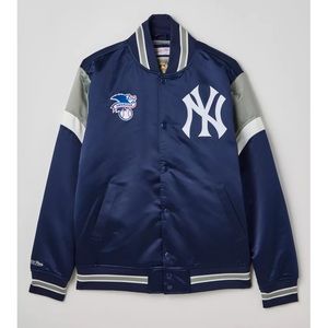 NEW Mitchell & Ness heavyweight satin New York Yankees jacket. New with tags.